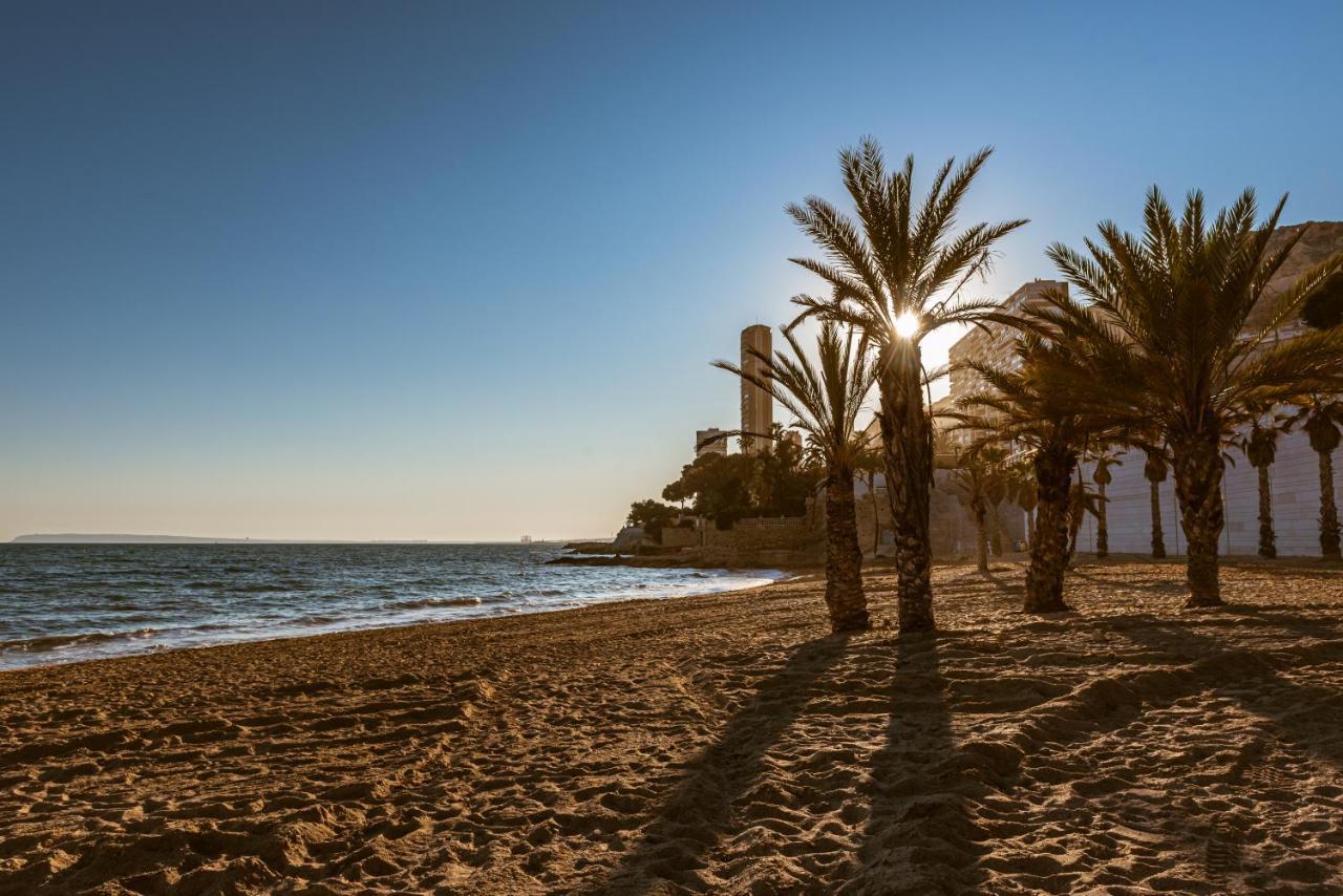 Appartamento Modern Sea Front Sea Waves Alicante Esterno foto